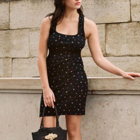 ⏰LAST CHANCE! Closet will be close soon - Picture 3 of 8